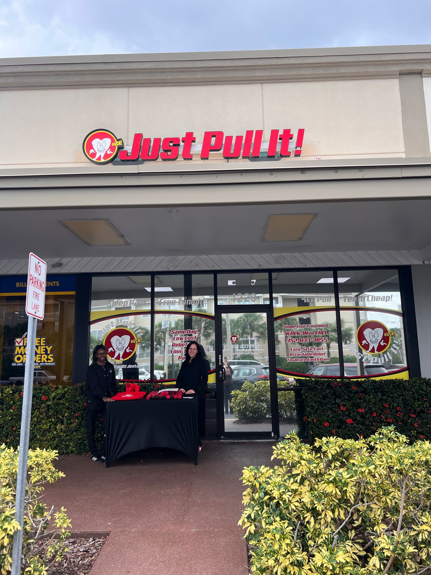 Just Pull It Clearwater storefront