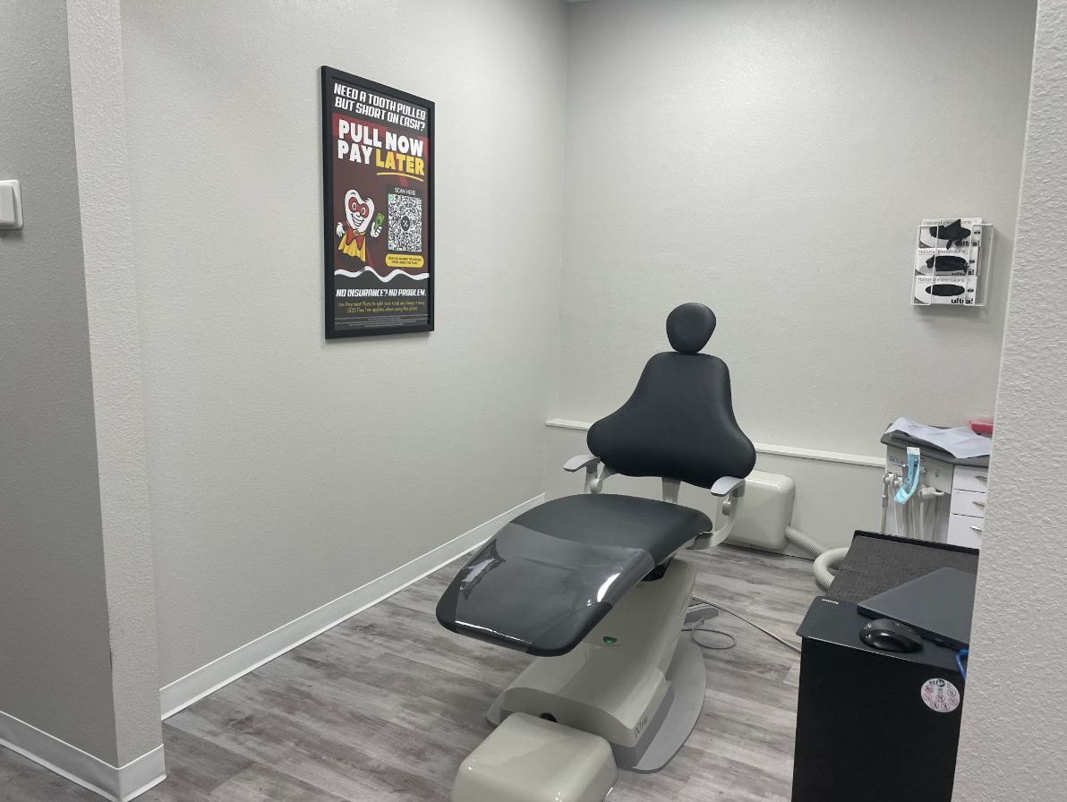 Dental treatment room and chair at the Just Pull It Clearwater office